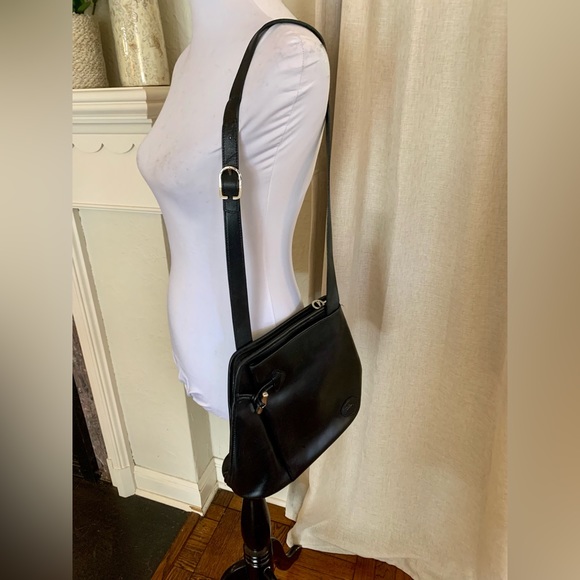 Elegant Black Leather Women's Bag - Picture 10 of 10